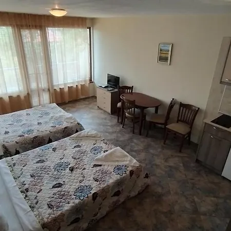 Sunny Sands Бургас