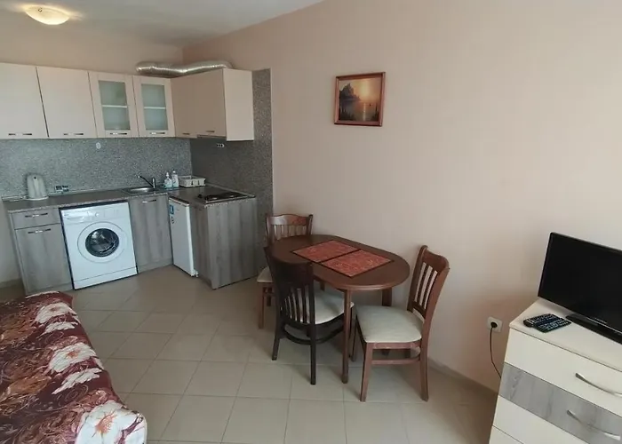 Sunny Sands Apartament *