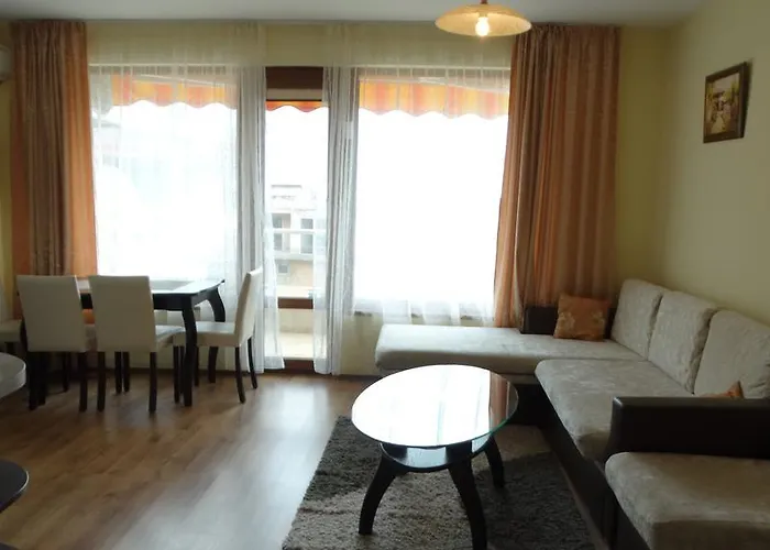 Sunny Sands Apartament